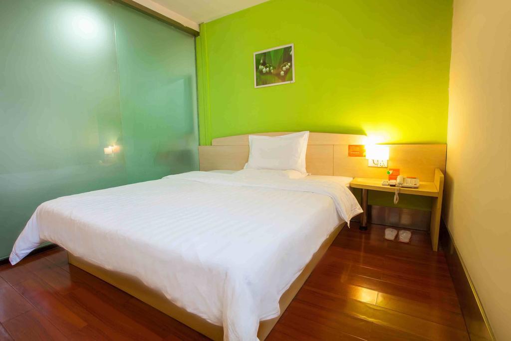 7Days Inn Shenzhen Da Fen You Hua Cun חדר תמונה