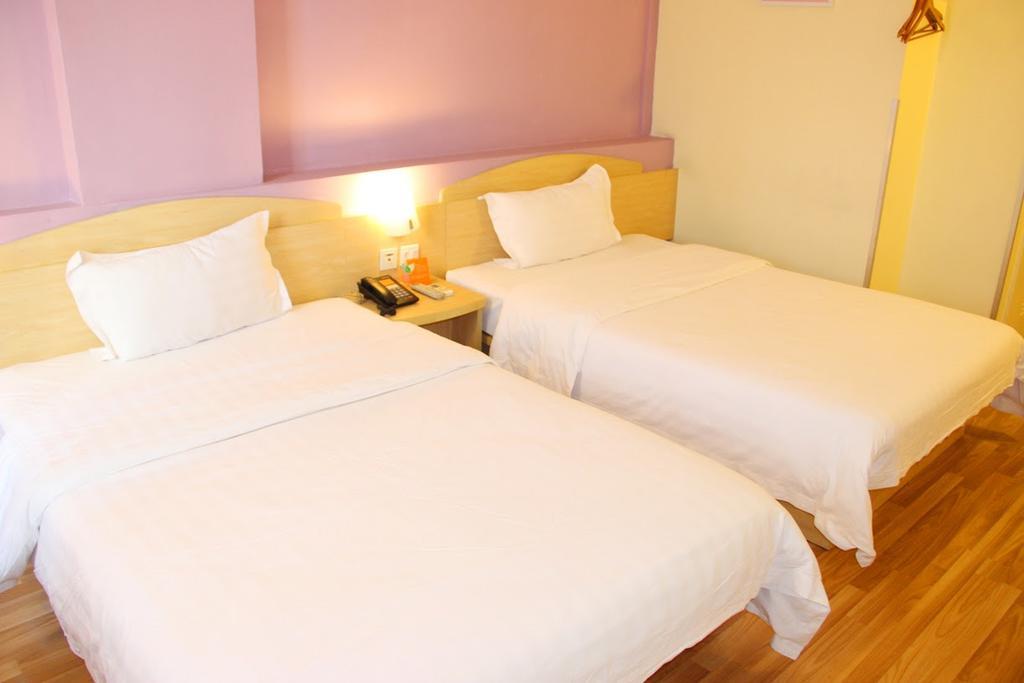 7Days Inn Shenzhen Da Fen You Hua Cun מראה חיצוני תמונה