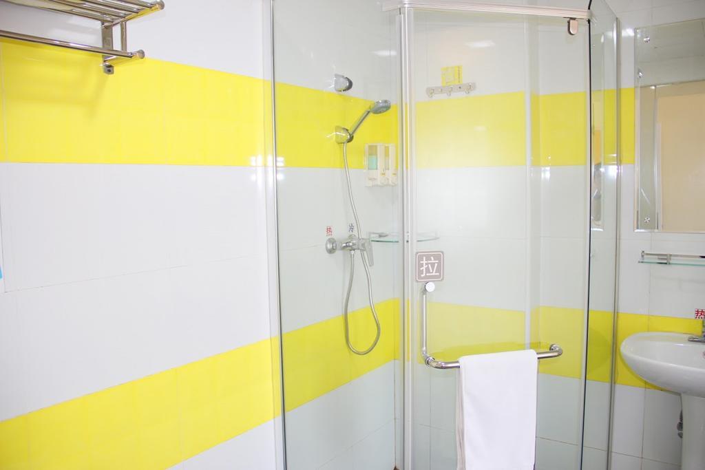 7Days Inn Shenzhen Da Fen You Hua Cun מראה חיצוני תמונה