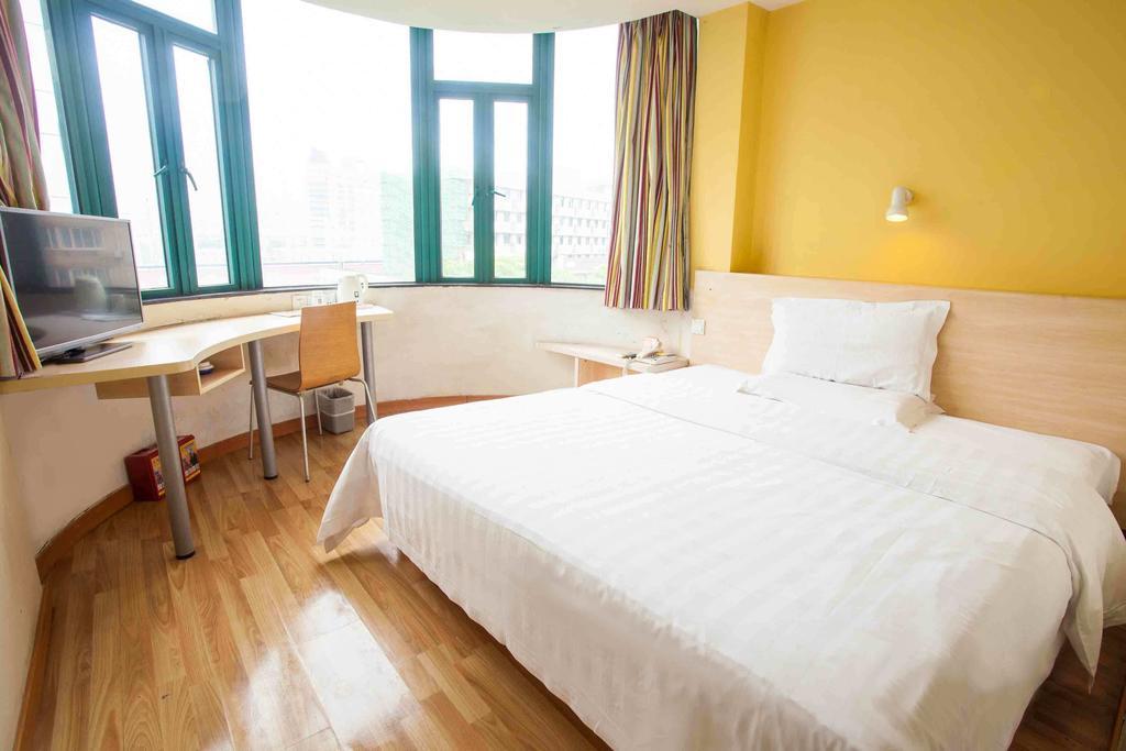 7Days Inn Shenzhen Da Fen You Hua Cun חדר תמונה